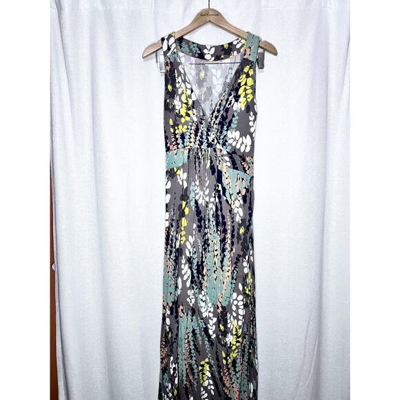 Boden Dresses & Skirts - Boden Sleeveless Boho Gray Blue Floral V Neck Stretchy Maxi Dress
